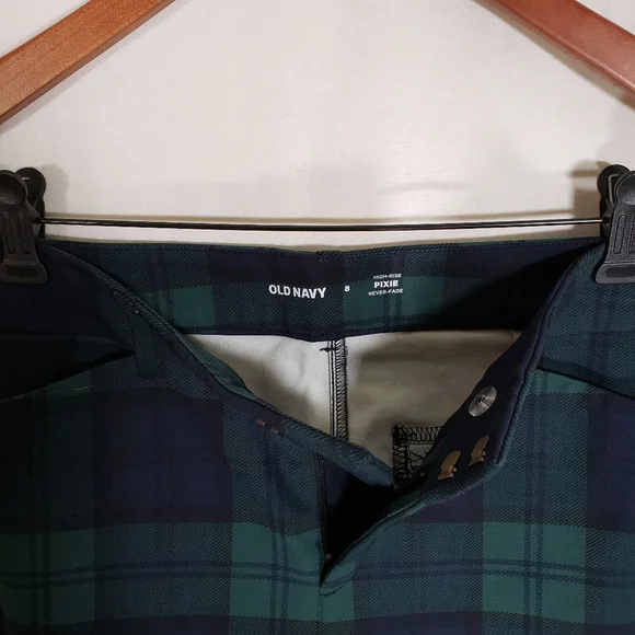 Old Navy NWT Green Plaid High-Rise Pixie Pants Women's Size 8  Never Fade - Picture 3 of 9